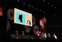 「ショートアニメ『Fate/Grand Order 藤丸立香はわからない』グランドフィナーレ」内で行われたシルエットクイズの様子。