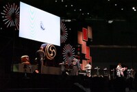 「『Fate/Grand Order』カルデア放送局 8周年SP ＋ 『flowers』Special Live」のクイズコーナーの様子。