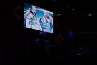 「『Fate/Grand Order』カルデア放送局 8周年SP ＋ 『flowers』Special Live」の様子。