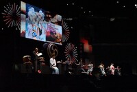 「『Fate/Grand Order』カルデア放送局 8周年SP ＋ 『flowers』Special Live」の様子。