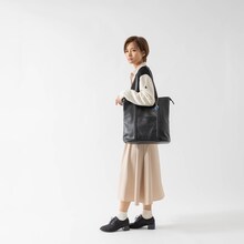 「『名探偵コナン』安室透×古谷徹コラボレーションアイテム チャーム付きバッグ」