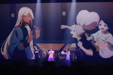 左から古川慎、富田美憂、宮本侑芽。