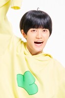 中村碧十扮する十四松。