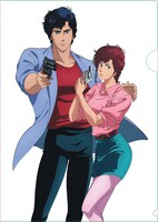 「シティーハンター アニメ全史ぴあ」をTSUTAYAの一部店舗で購入するともらえるクリアファイル。 (c)北条司／コアミックス・読売テレビ・サンライズ