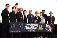 「劇場版シティーハンター 天使の涙（エンジェルダスト）」舞台挨拶付き試写会の様子。