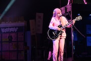 舞台「THEATER MILANO-Za オープニングシリーズ LIVE STAGE『ぼっち・ざ・ろっく!』」より、守乃まも演じる後藤ひとり。