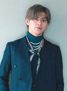 東堂尽八役のフクシノブキ。