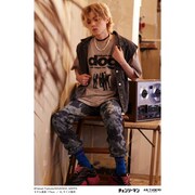 TVアニメ「チェンソーマン」イラストTシャツ