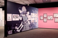 「5th Anniversary『その着せ替え人形は恋をする』展覧会」東京会場の様子。