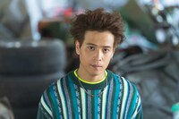 堀家一希扮する内藤仁志。