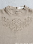 「夏目友人帳 ニャンコ先生刺繍ブラウス」
