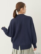 「夏目友人帳 ニャンコ先生ニットプルオーバー」着用イメージ。