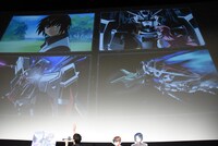 スクリーンに映されたPHASE-34「まなざしの先」の場面カット。