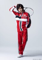 丸山龍星扮する毛利寿三郎。