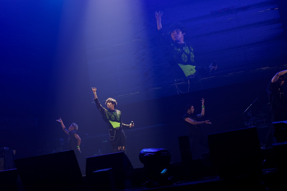 蒼井翔太