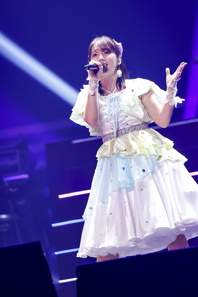 内田真礼