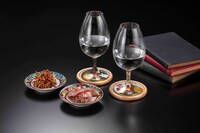 酒グラスの使用イメージ。