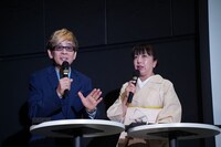 左から山寺宏一、冨永みーな。