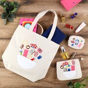 9月3日はドラえもんの誕生日　刺繍のトート＆ポーチやスモールライトのぬいぐるみも