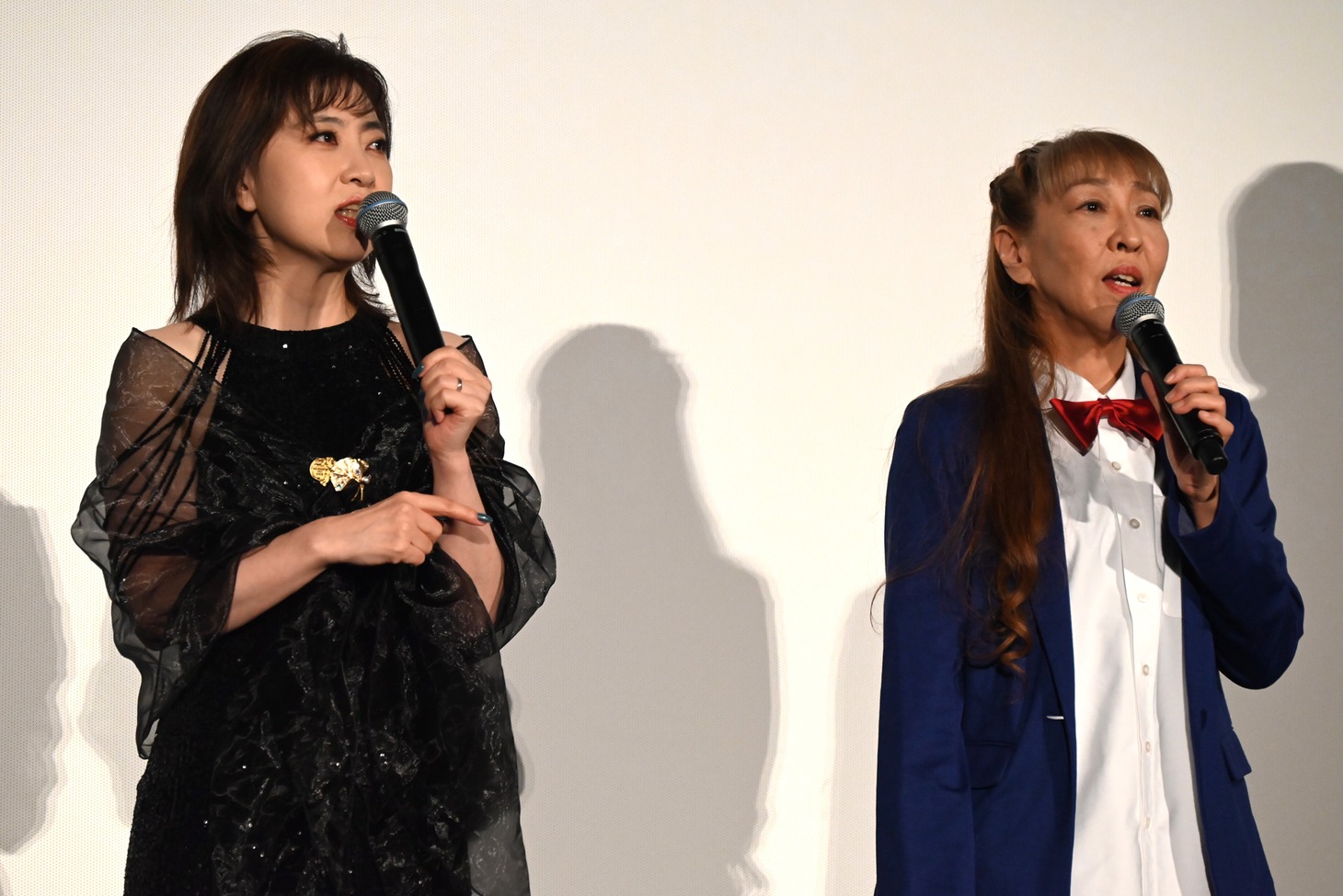 左から林原めぐみ、
高山みなみ。