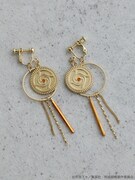 「呪術高専 校章チャームイヤリング 虎杖悠仁モデル」