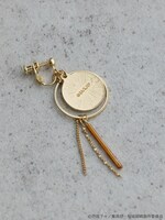 「呪術高専 校章チャームイヤリング 虎杖悠仁モデル」