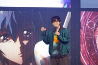 TVアニメ「帰還者の魔法は特別です」ステージイベントの様子。
