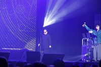 TVアニメ「帰還者の魔法は特別です」ステージイベントの様子。