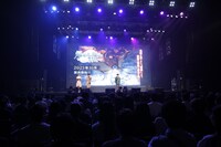 TVアニメ「帰還者の魔法は特別です」ステージイベントの様子。