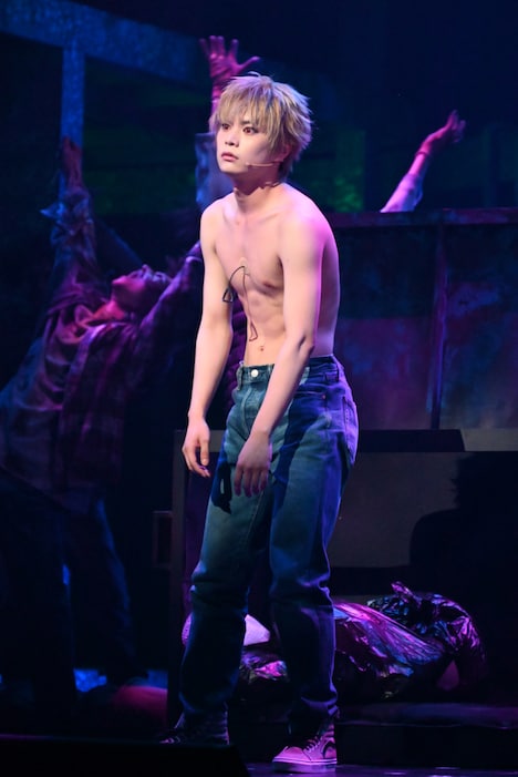 「『チェンソーマン』ザ・ステージ」より。