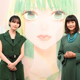 「君に届け展」能登麻美子&南沙良、2人の爽子役が来場 プリズムの立体演出に感激
