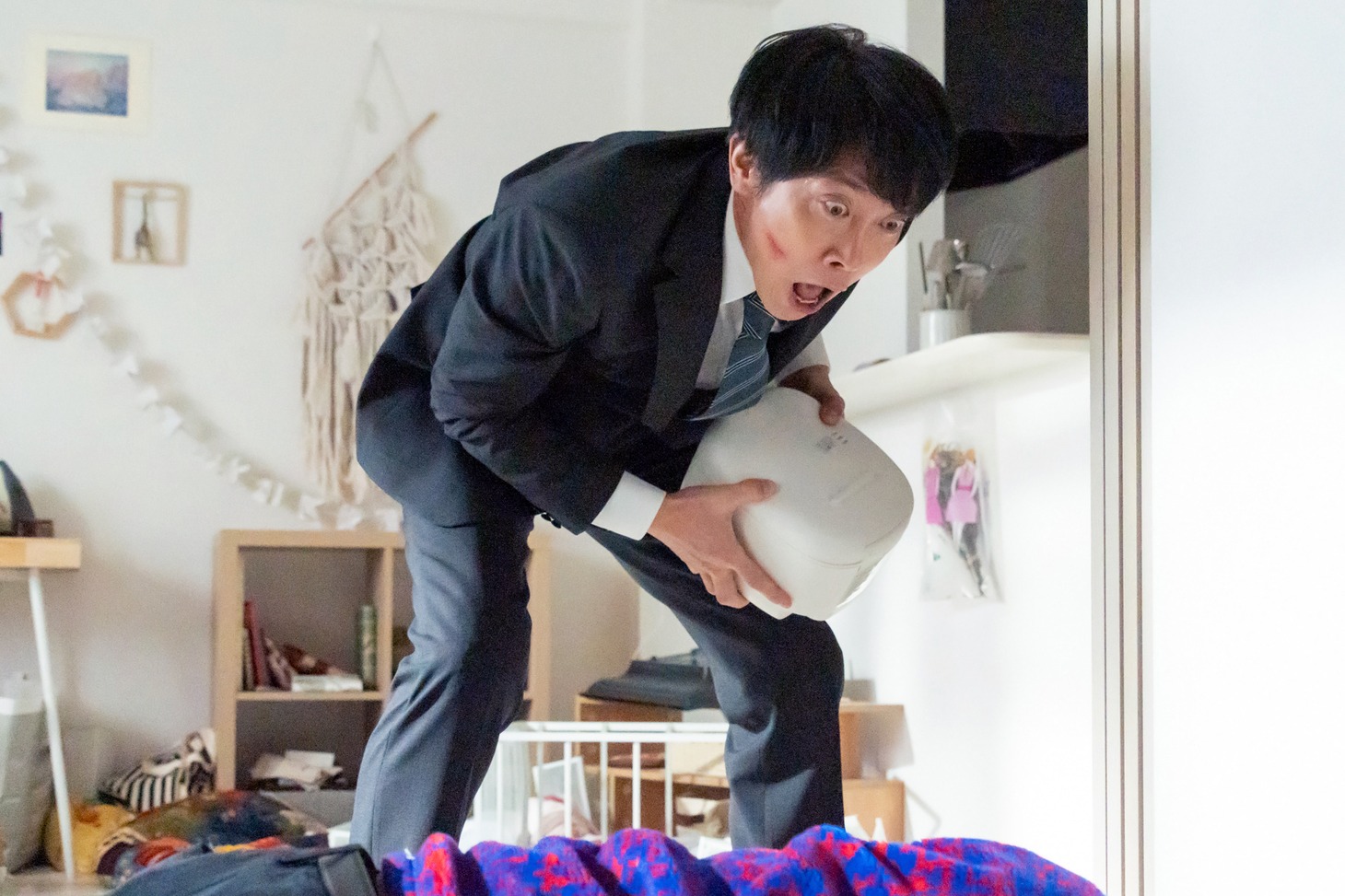 ドラマ「マイホームヒーロー」場面写真 (c)山川直輝・朝基まさし／講談社／ドラマ「マイホームヒーロー」製作委員会・MBS