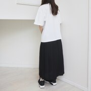 「ZERO STAR『名探偵コナン』Tシャツ ホワイト / Best Buddy」の着用例。