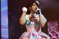 夢川ゆい役の伊達朱里紗。