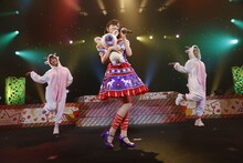 緑風ふわり役の佐藤あずさ。