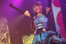 白玉みかん役の渡部優衣。