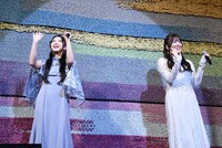 関根明良と加隈亜衣。