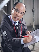 片岡金太郎役の魚建による実写ビジュアル。