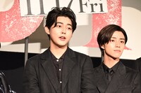 映画「OUT」完成披露上映会の様子。