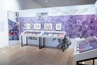 「北斗の拳 40周年大原画展 ～愛をとりもどせ!!～」の様子。(c)武論尊・原哲夫／コアミックス1983