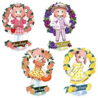 組み立て式のアクリルスタンド。