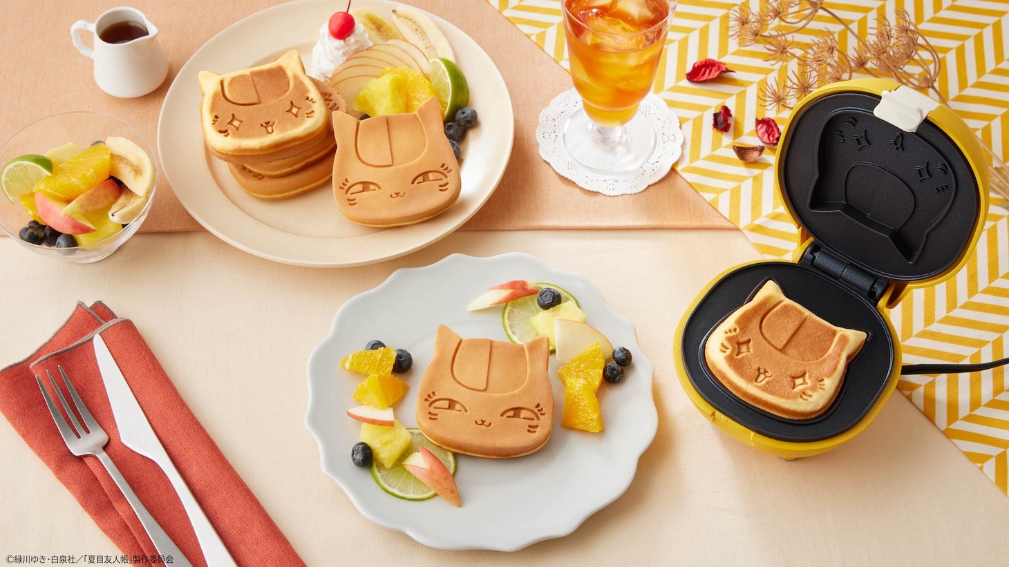 「こんがりきゃらパンケーキメーカー ニャンコ先生」で作ったニャンコ先生型のパンケーキ。