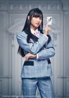 七木奏音扮するウェンディ・サトー。