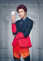 里中将道扮するボビー・ボール。