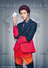 里中将道扮するボビー・ボール。