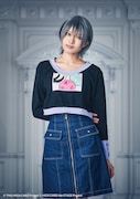 行天優莉奈扮するミシェル・レッドグレイヴ。