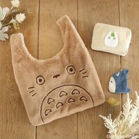 「となりのトトロ」のグッズ。