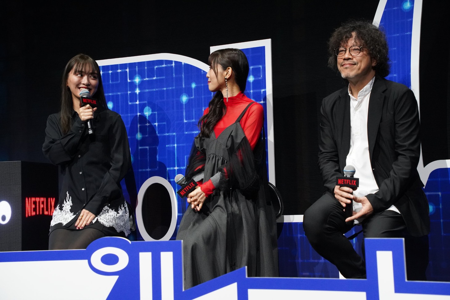 左から内田理央、日笠陽子、浦沢直樹。