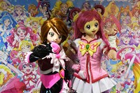 左からキュアブラック、キュアドリーム。