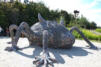 タタリ神をモチーフにしたオブジェ。